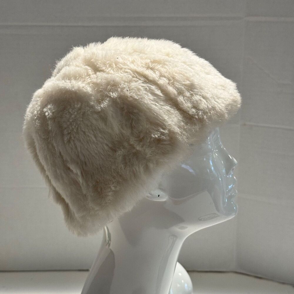 Vintage White Faux Fur Pill Box Hat One Size Satin Lined